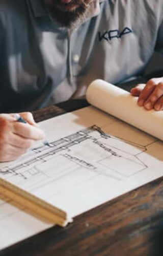 daniel-mccullough-HtBlQdxfG9k-unsplash-1